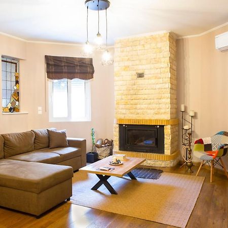Resthouse Artemida Apartment Екстериор снимка